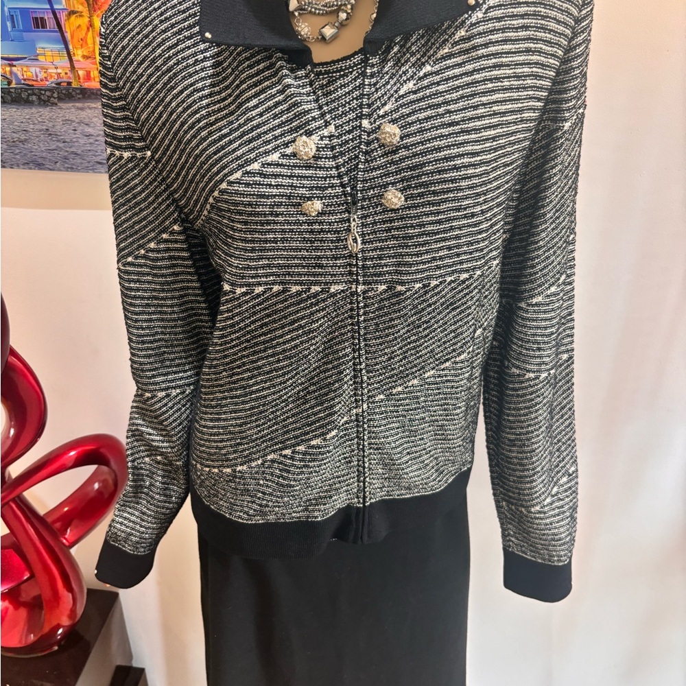St. John silver metallic Zip-Up  skirt suit Jacket Buttons 14 L paillettes - Picture 6 of 6